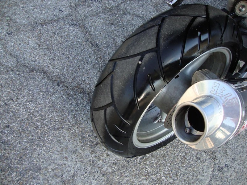 Kawasaki ZX6 Vehicle Full-screen Gallery Image 03