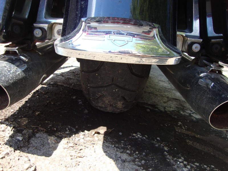 Harley-Davidson ULTRA CLASSIC LIMITED Vehicle Full-screen Gallery Image 03