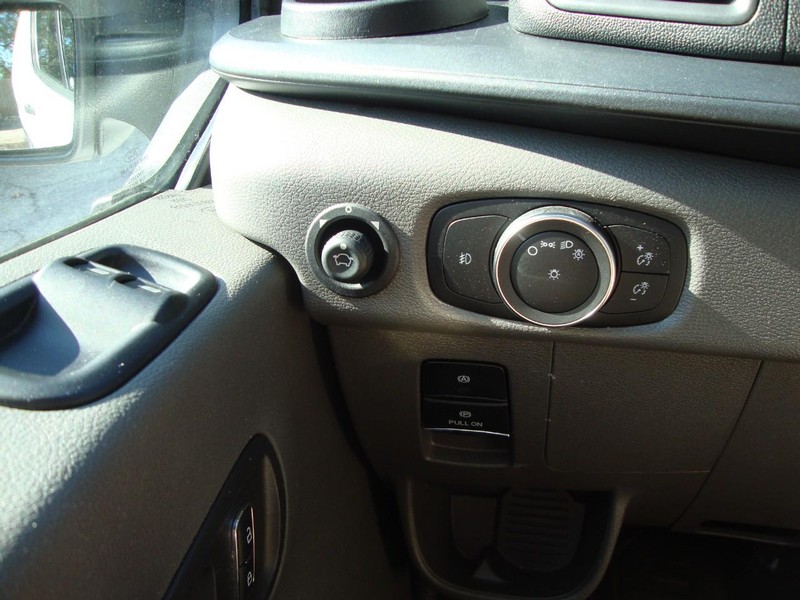 Ford Transit Cargo Van Vehicle Full-screen Gallery Image 12