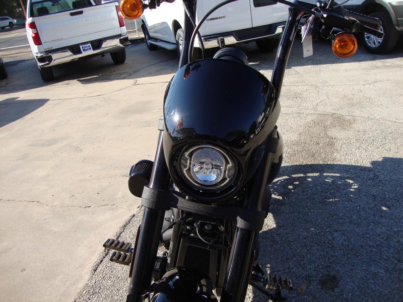 Harley-Davidson FXLRS Low Rider S Vehicle Full-screen Gallery Image 09