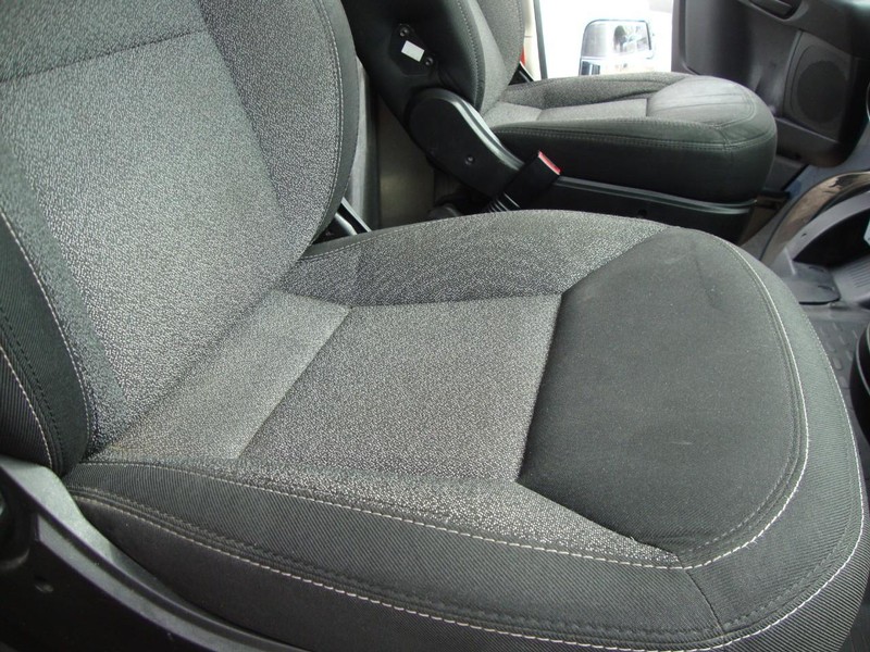 Ram ProMaster Cargo Van Vehicle Full-screen Gallery Image 11