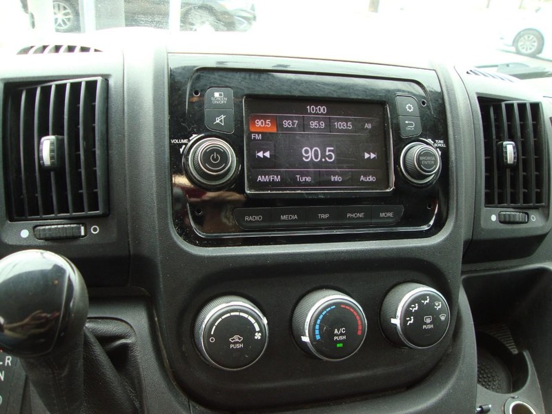 Ram ProMaster Cargo Van Vehicle Full-screen Gallery Image 13