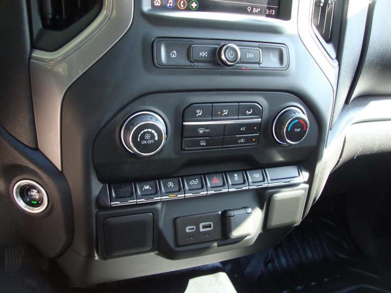Chevrolet Silverado 1500 Vehicle Full-screen Gallery Image 09