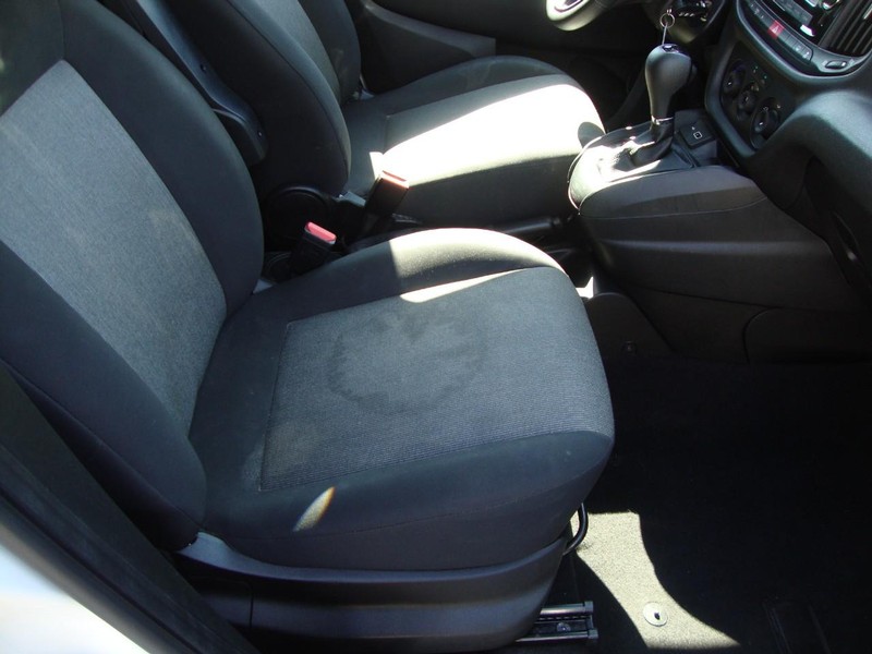 Ram ProMaster City Cargo Van Vehicle Full-screen Gallery Image 11