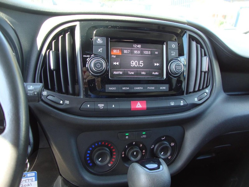 Ram ProMaster City Cargo Van Vehicle Full-screen Gallery Image 14