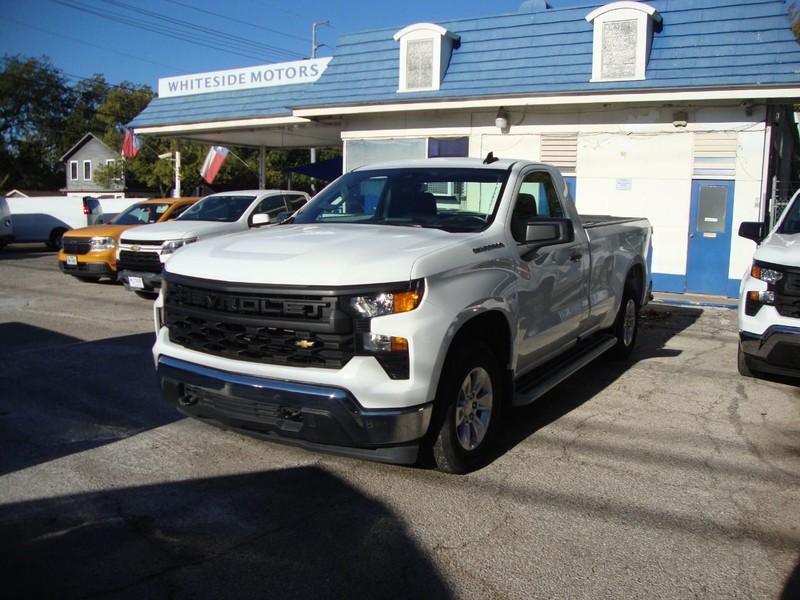 Chevrolet Silverado 1500 Vehicle Full-screen Gallery Image 02
