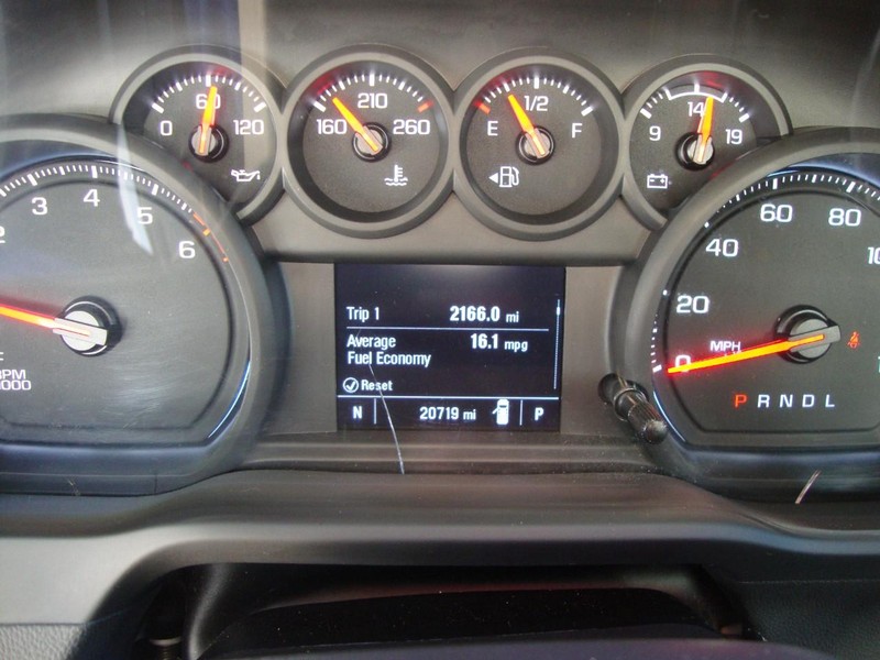 Chevrolet Silverado 1500 Vehicle Full-screen Gallery Image 08