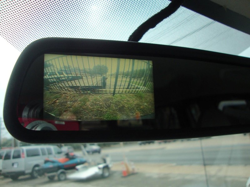 Chevrolet Express Passenger Vehicle Full-screen Gallery Image 15