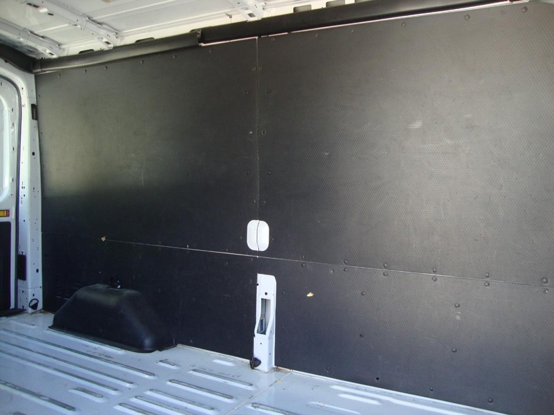 Ford Transit Van Vehicle Full-screen Gallery Image 05