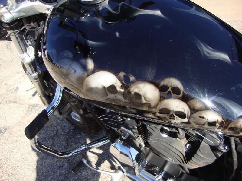 Harley-Davidson SPORTSTER 1200 Vehicle Full-screen Gallery Image 04