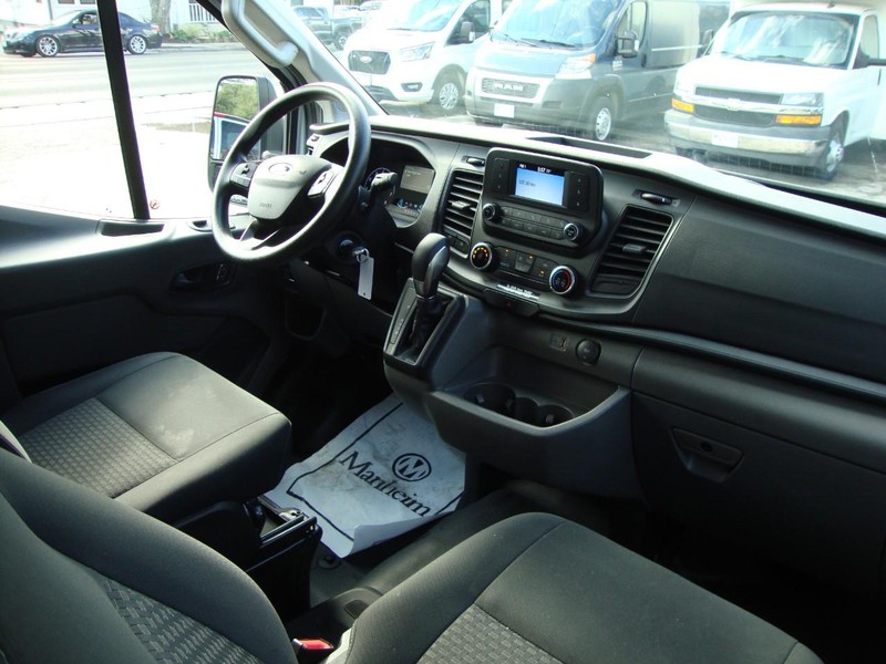 Ford Transit Cargo Van Vehicle Full-screen Gallery Image 05