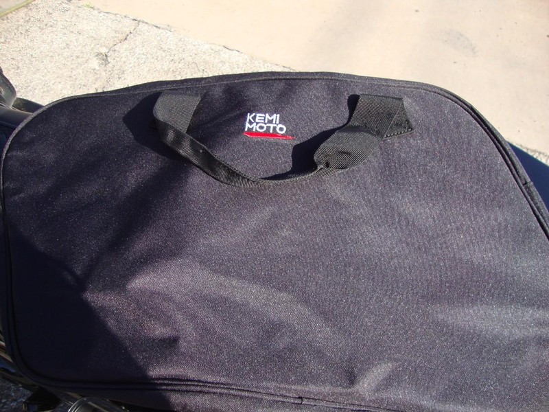 Harley-Davidson STREETGLIDE Vehicle Full-screen Gallery Image 09