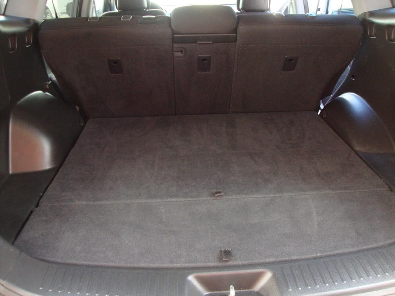 Kia Sorento Vehicle Full-screen Gallery Image 07