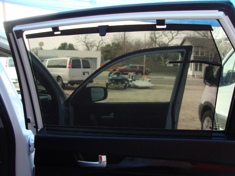 Kia Sorento Vehicle Full-screen Gallery Image 11