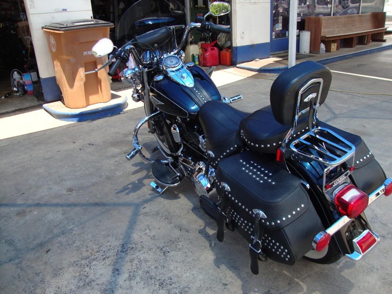 Harley-Davidson HERITAGE SOFTTAIL Vehicle Full-screen Gallery Image 11