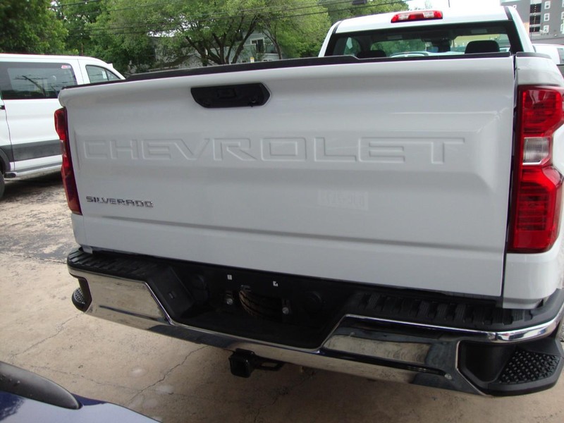 Chevrolet Silverado 1500 Vehicle Full-screen Gallery Image 09