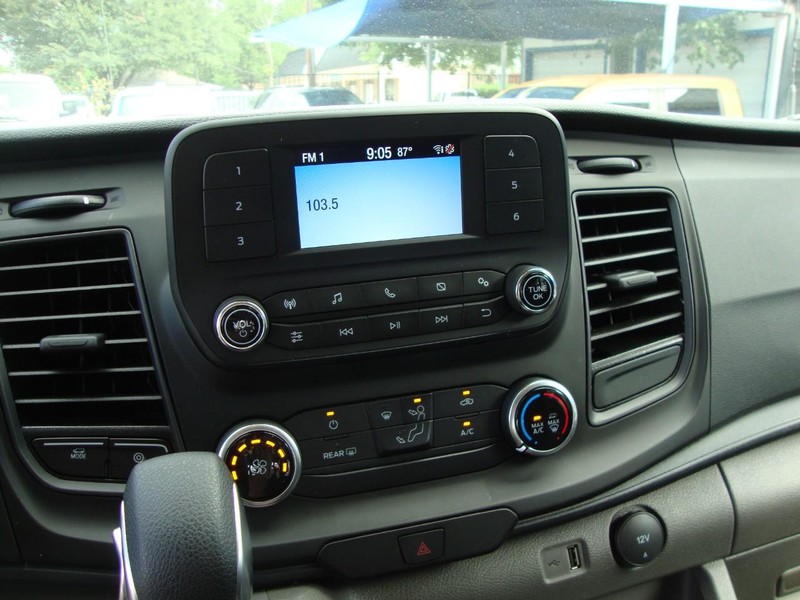 Ford Transit Cargo Van Vehicle Full-screen Gallery Image 06