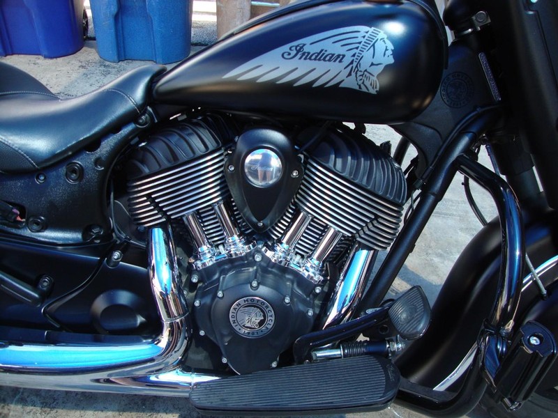 Indian CHIEF Vehicle Full-screen Gallery Image 10