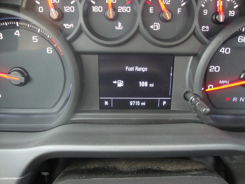 Chevrolet Silverado 1500 Vehicle Full-screen Gallery Image 05