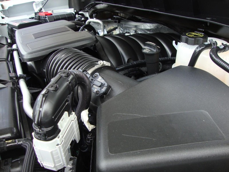 Chevrolet Silverado 1500 Vehicle Full-screen Gallery Image 09