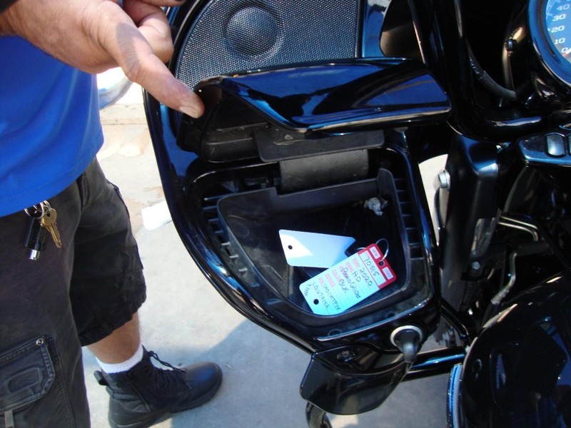 Harley-Davidson ROADGLIDE SPECIAL Vehicle Full-screen Gallery Image 07