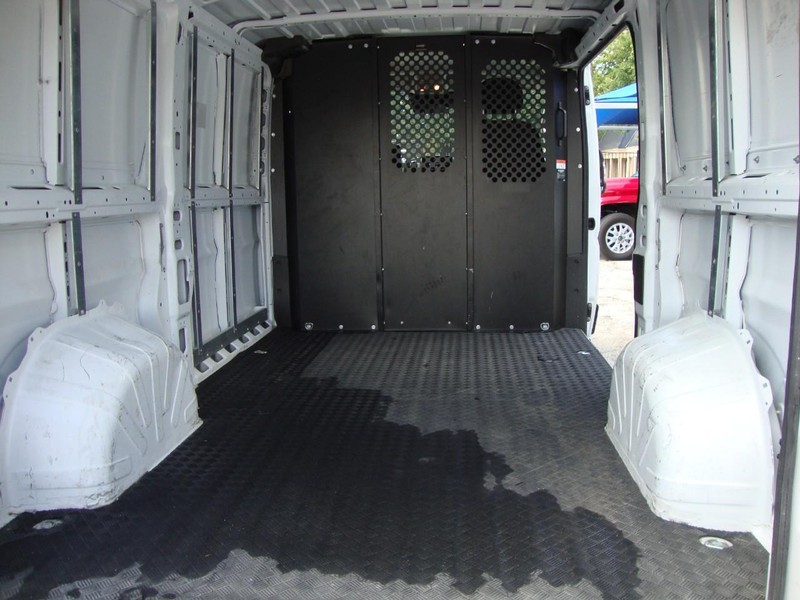 Ram ProMaster Cargo Van Vehicle Full-screen Gallery Image 06
