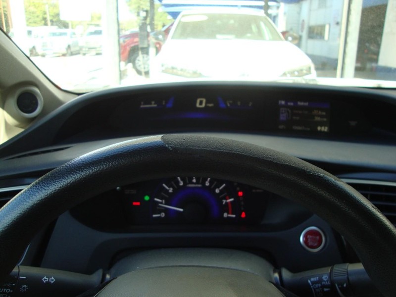 Honda Civic Sedan Vehicle Full-screen Gallery Image 07