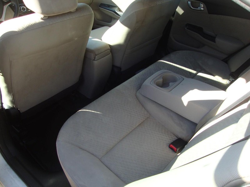 Honda Civic Sedan Vehicle Full-screen Gallery Image 12
