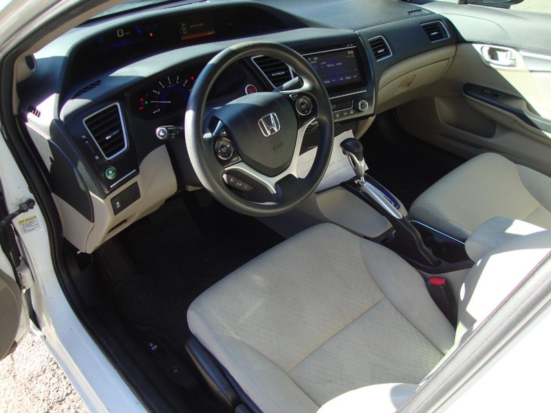 Honda Civic Sedan Vehicle Full-screen Gallery Image 13