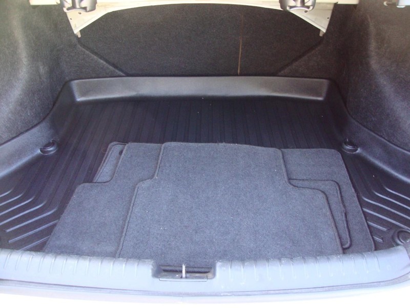 Honda Civic Sedan Vehicle Full-screen Gallery Image 14