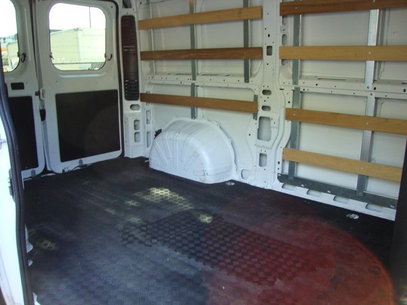 Ram ProMaster Cargo Van Vehicle Full-screen Gallery Image 09