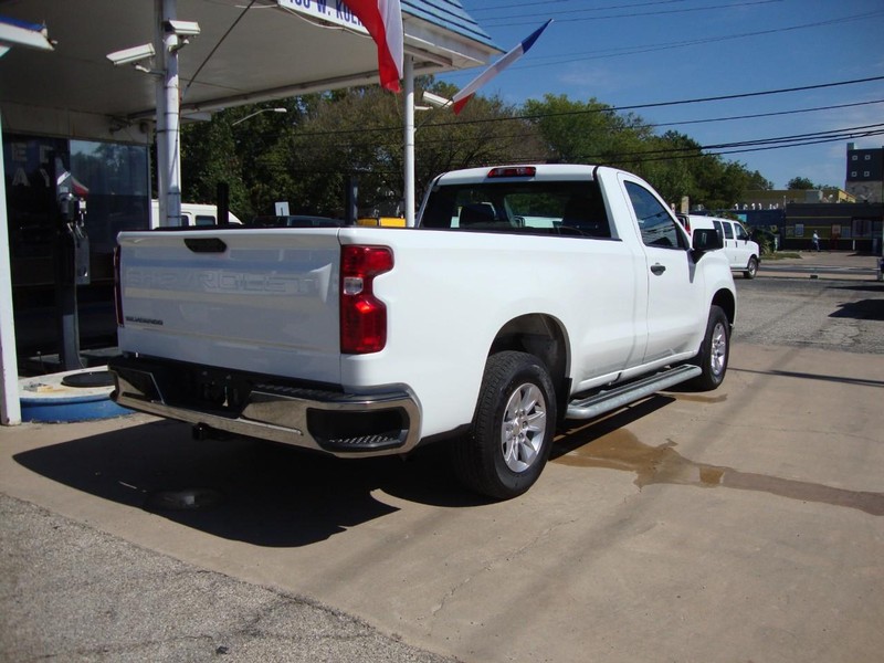 Chevrolet Silverado 1500 Vehicle Full-screen Gallery Image 06