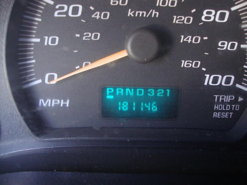 Chevrolet Express Cargo Van Vehicle Full-screen Gallery Image 03
