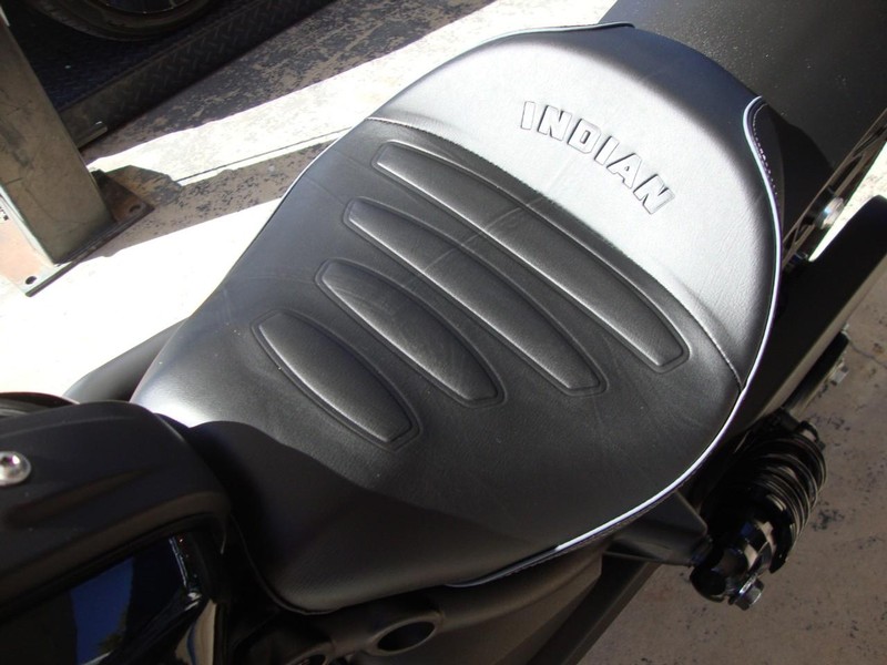 Indian SCOUT Vehicle Full-screen Gallery Image 07