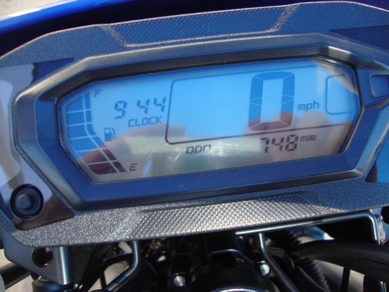 Kawasaki KLX230 Vehicle Full-screen Gallery Image 06