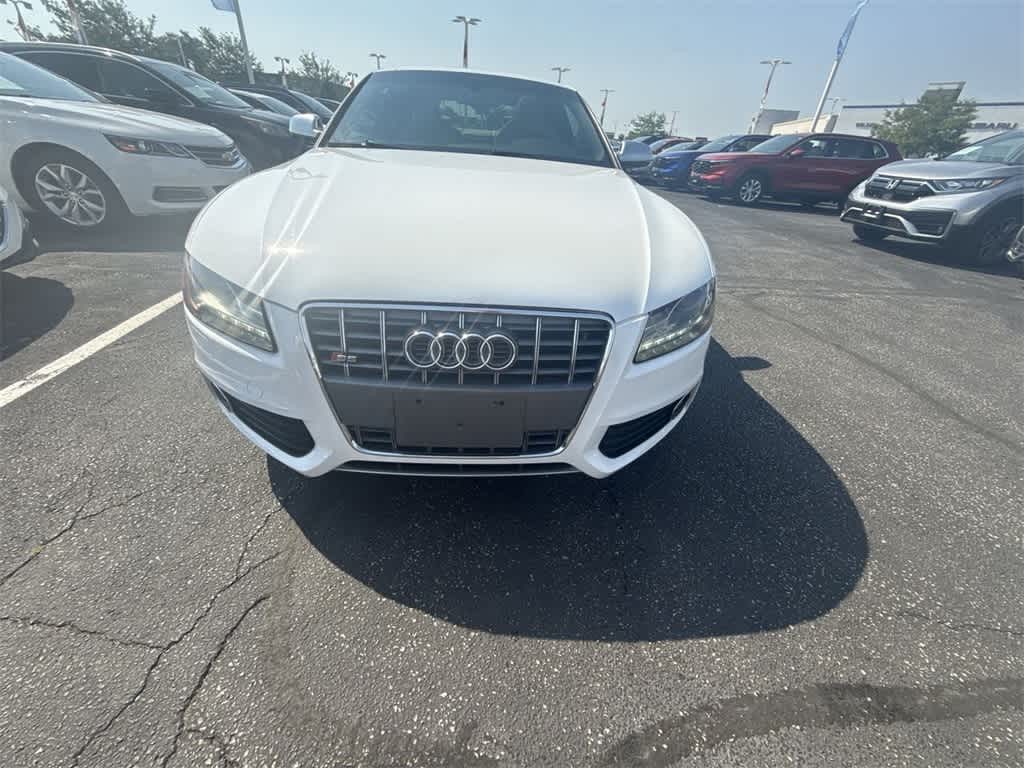 Audi S5 Vehicle Full-screen Gallery Image 09