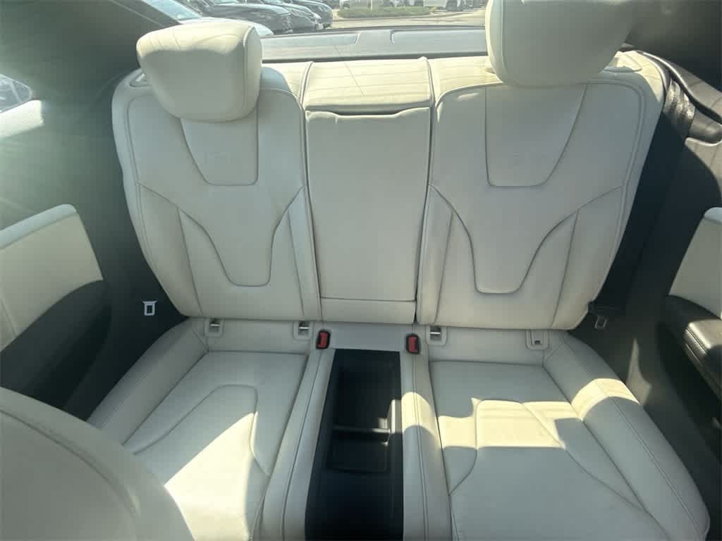 Audi S5 Vehicle Full-screen Gallery Image 20