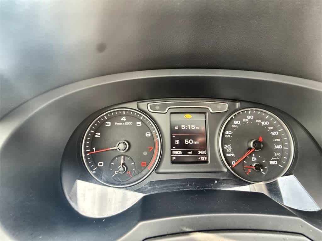 Audi Q3 Vehicle Full-screen Gallery Image 33