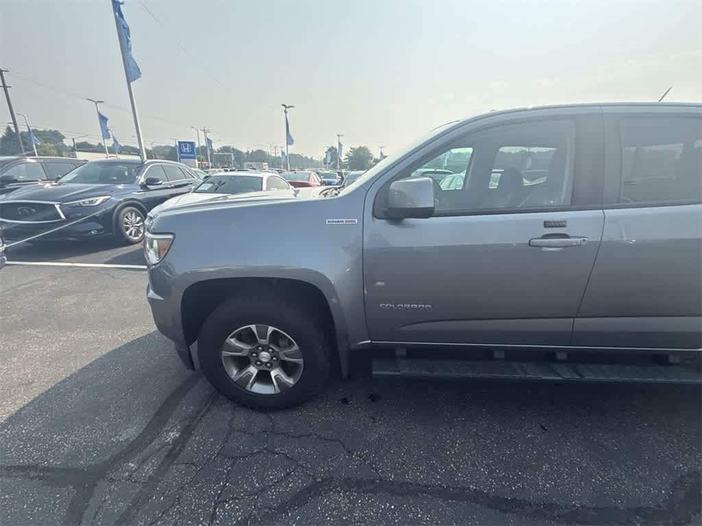 Chevrolet Colorado Vehicle Full-screen Gallery Image 03