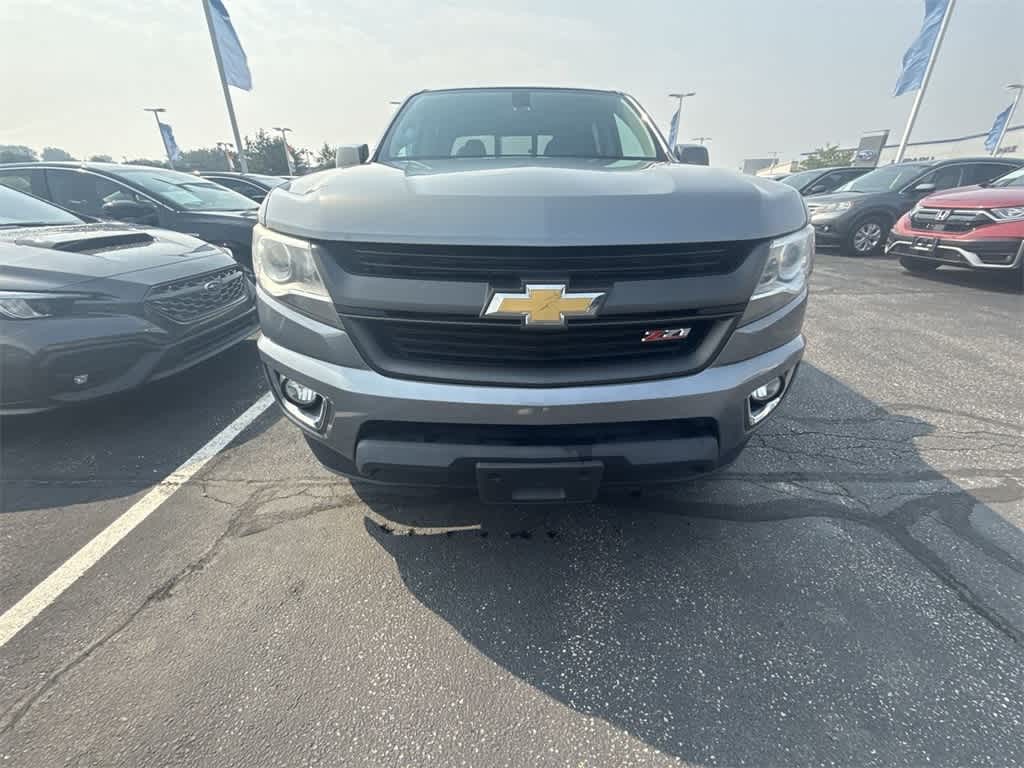 Chevrolet Colorado Vehicle Full-screen Gallery Image 09