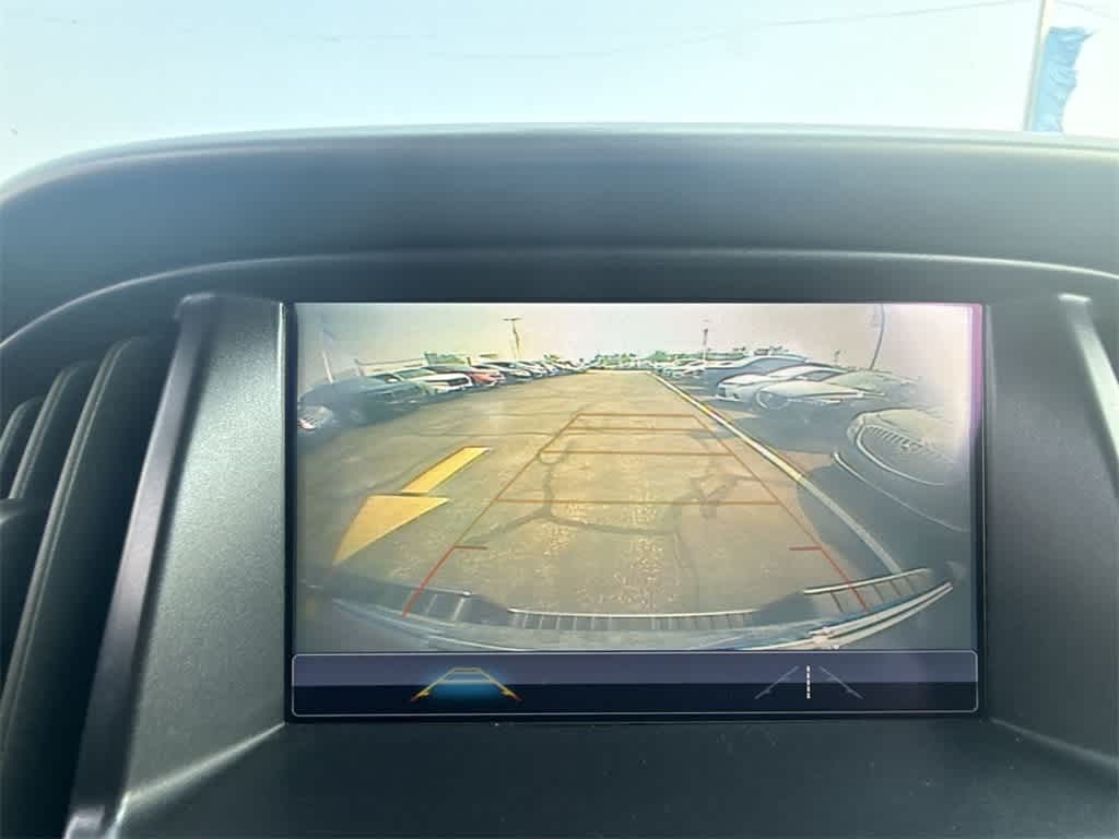 Chevrolet Colorado Vehicle Full-screen Gallery Image 28