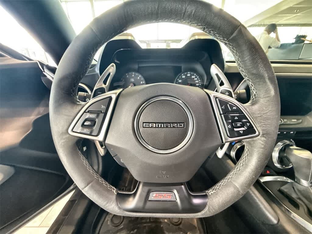 Chevrolet Camaro Vehicle Full-screen Gallery Image 20