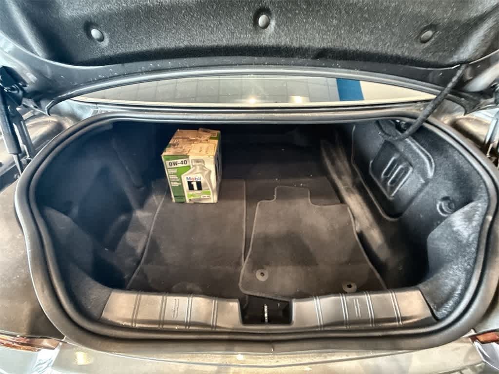 Chevrolet Camaro Vehicle Full-screen Gallery Image 27