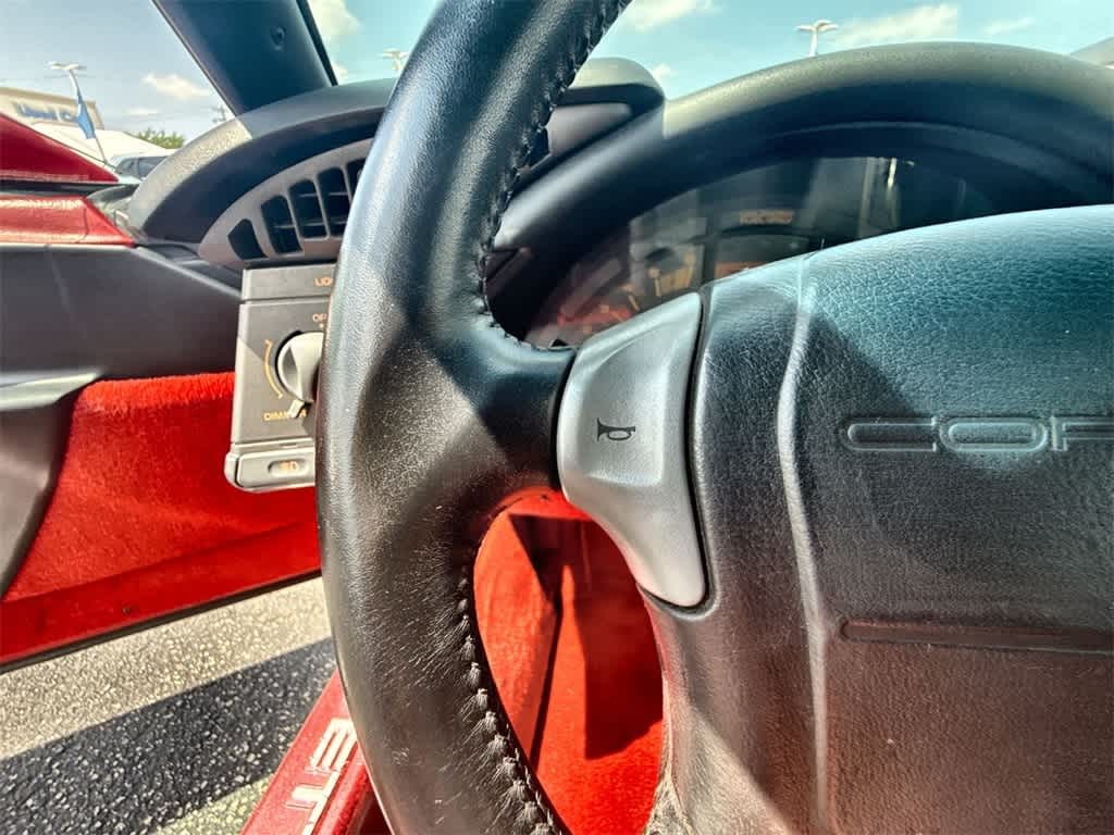 Chevrolet Corvette Vehicle Full-screen Gallery Image 20