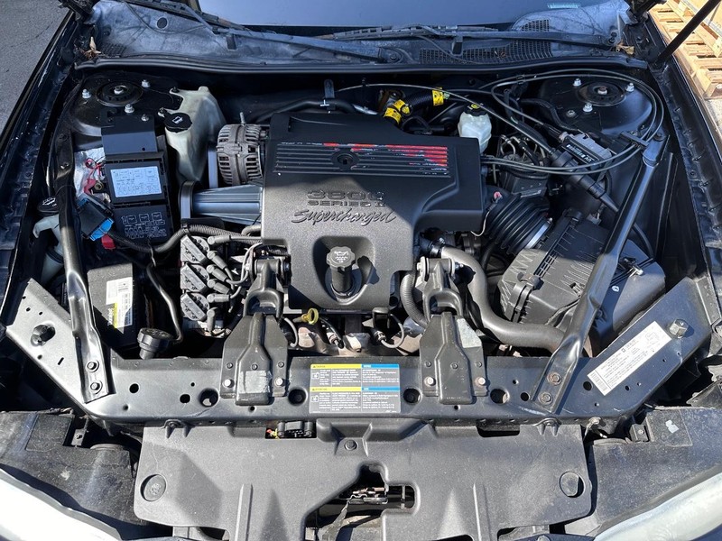 Chevrolet Monte Carlo Vehicle Full-screen Gallery Image 21