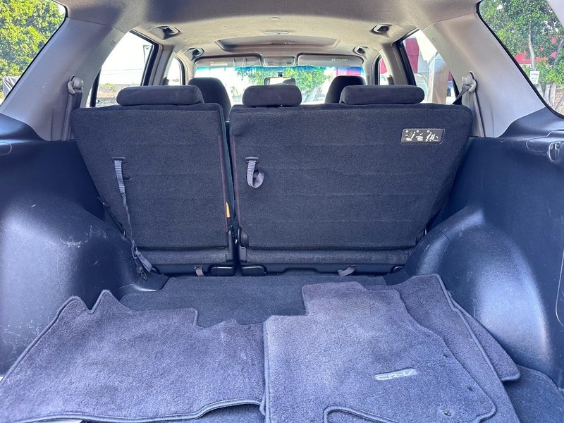 Honda CR-V Vehicle Full-screen Gallery Image 12