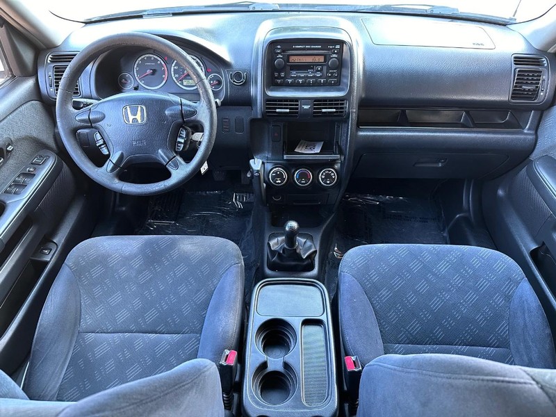 Honda CR-V Vehicle Full-screen Gallery Image 13