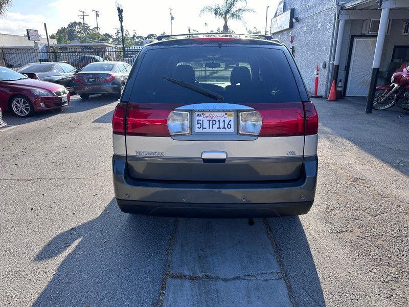 Buick Rendezvous Vehicle Full-screen Gallery Image 04