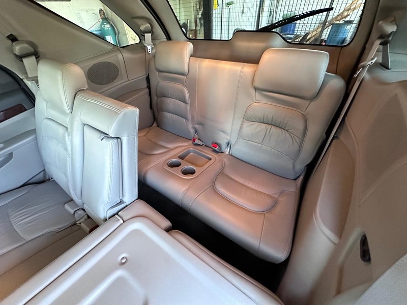 Buick Rendezvous Vehicle Full-screen Gallery Image 12