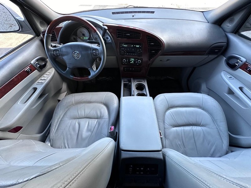 Buick Rendezvous Vehicle Full-screen Gallery Image 15